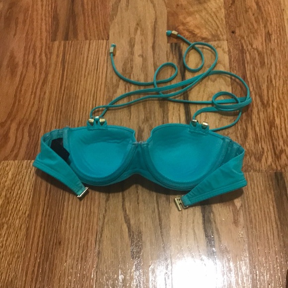 Bikini Top Swim suit 🌺 - Picture 3 of 3